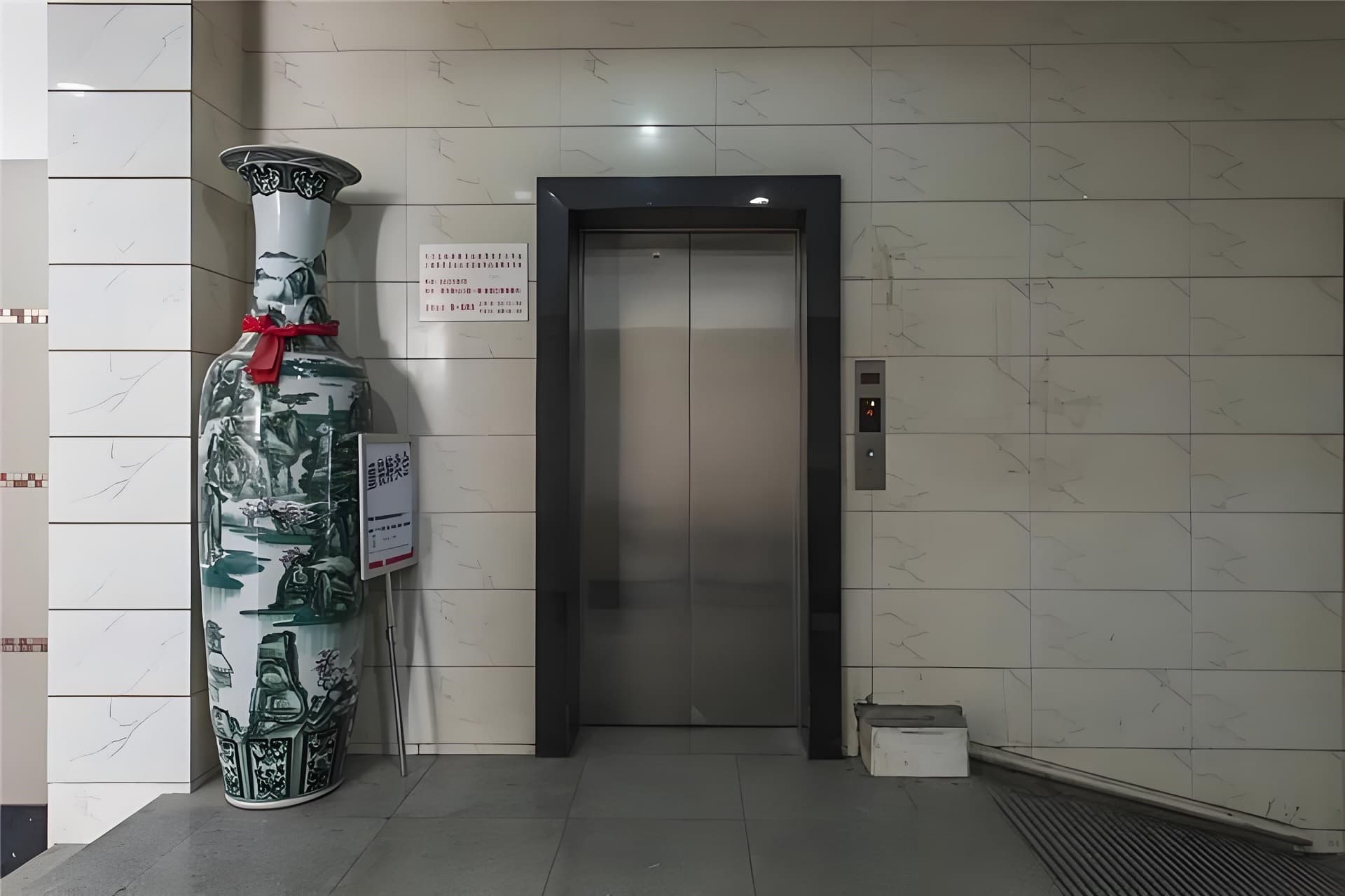 电梯厅
